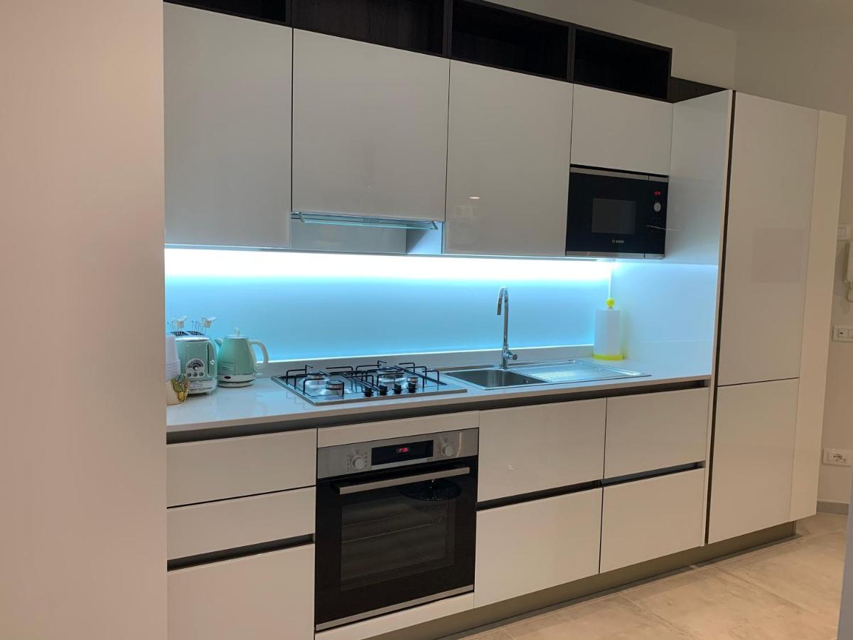 A Casa Di Chiara 2 Διαμέρισμα Στρέσα Εξωτερικό φωτογραφία